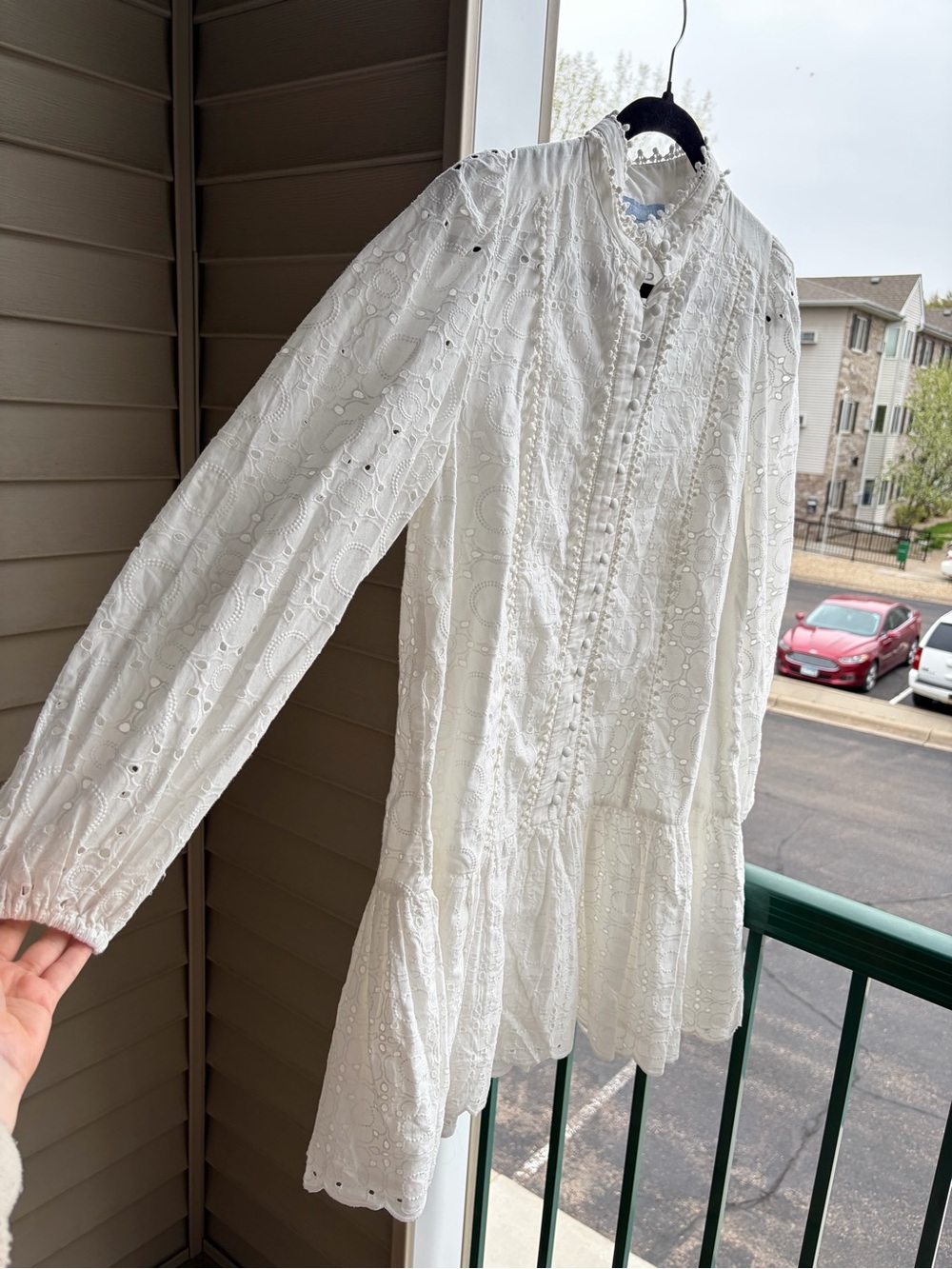 🆕🤍Antonio Melani White Eyelet Lace Dress Size 6 Boho Cottagecore Front Mini - Picture 5 of 17